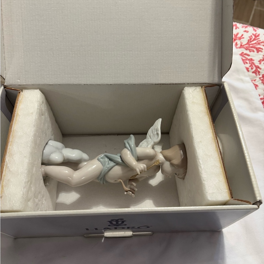 Lladro Cherub with Trumpet in Blue and White
